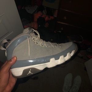 Shoes 14 mens. 9s